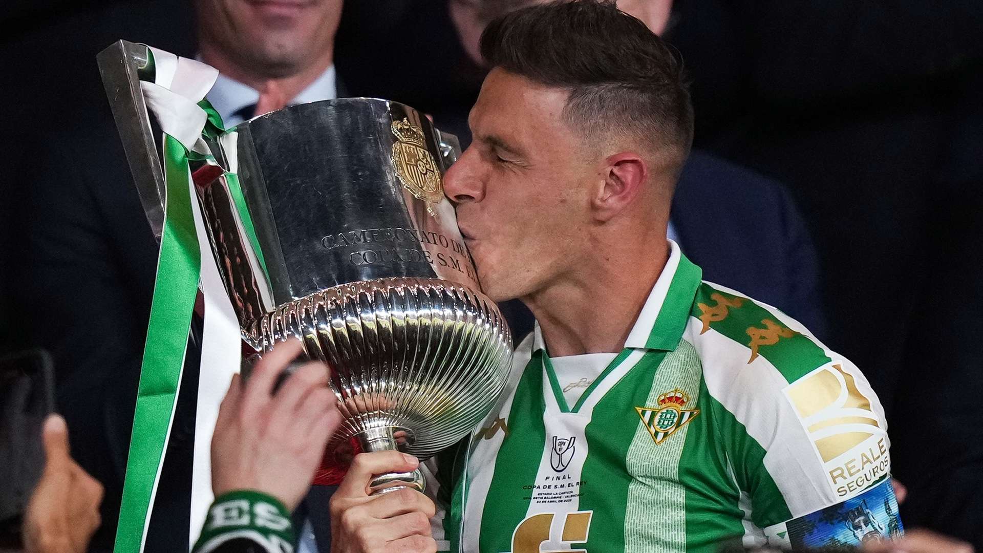 他个人的技 他个人的技